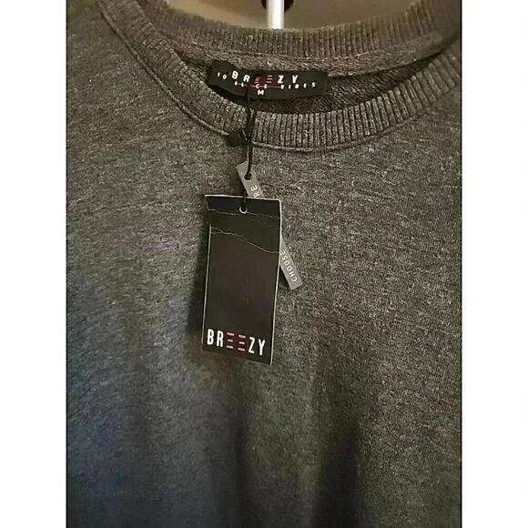 Breezy Crewneck Pullover Darkest Gray Sz M New NWT CR2 Excellent - Picture 2 of 5